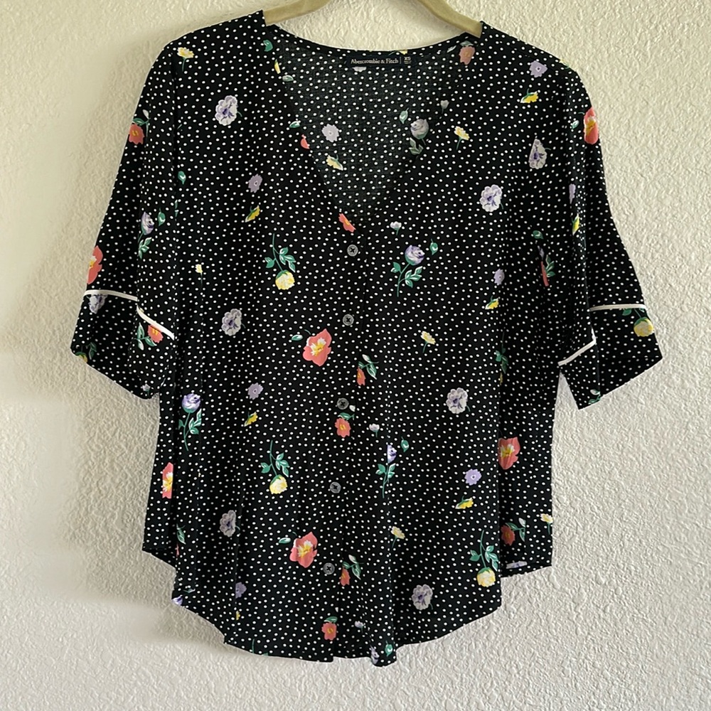 Abercrombie and Fitch extra small women’s top
